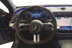 Mercedes E300 bild 8