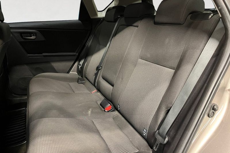 Toyota Auris bild 14
