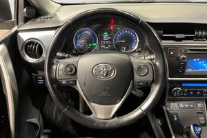 Toyota Auris bild 13