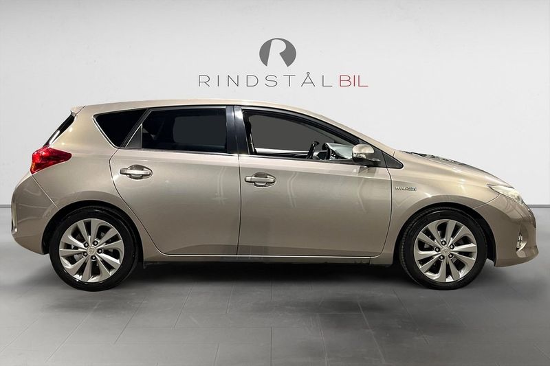Toyota Auris bild 8