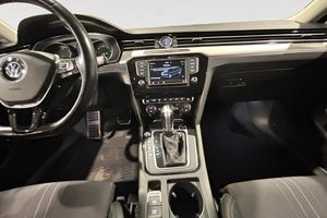 Volkswagen Passat bild 12