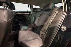 Volkswagen Passat bild 14