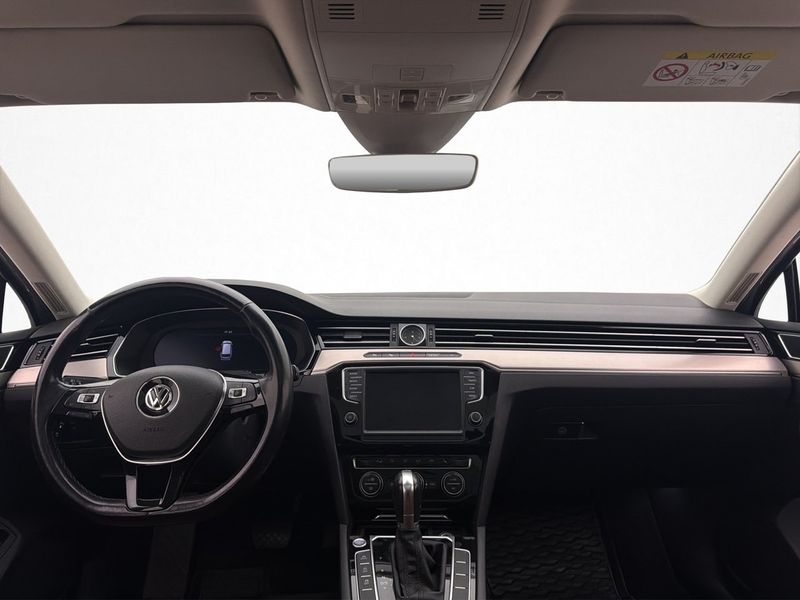 Volkswagen Passat bild 13