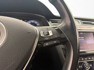 Volkswagen Passat bild 18