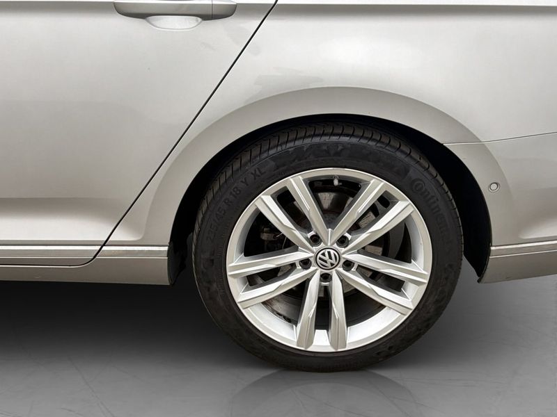 Volkswagen Passat bild 28