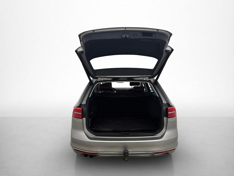 Volkswagen Passat bild 9