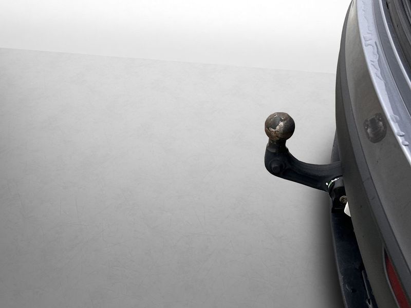 Tesla Model Y bild 9