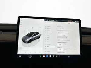 Tesla Model Y bild 26
