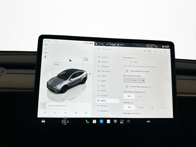 Tesla Model Y bild 26