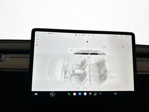 Tesla Model Y bild 24