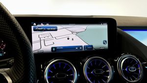 Mercedes GLA250 bild 12
