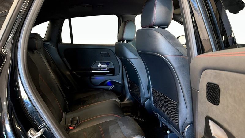 Mercedes GLA250 bild 5