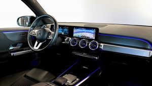 Mercedes EQB300 bild 3