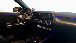Mercedes GLA250 bild 3