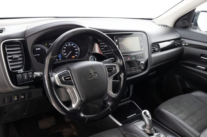 Mitsubishi Outlander bild 18