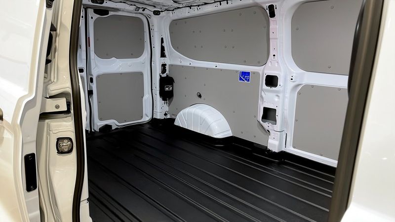 Ford Custom bild 18