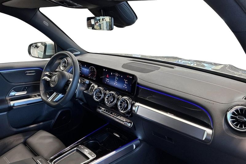 Mercedes GLB220 bild 14