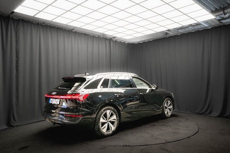 Audi Q8 e-tron bild 7