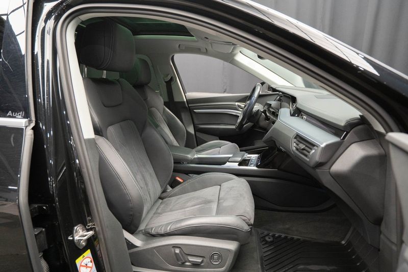 Audi Q8 e-tron bild 21