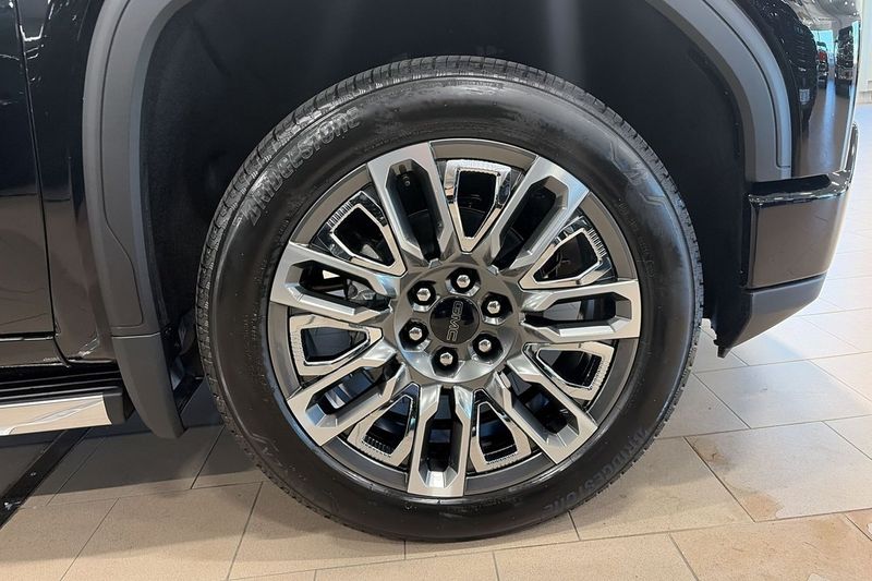 GMC Sierra bild 17