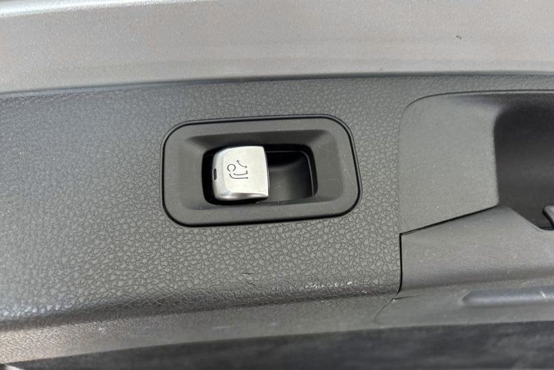Mercedes E220 bild 16