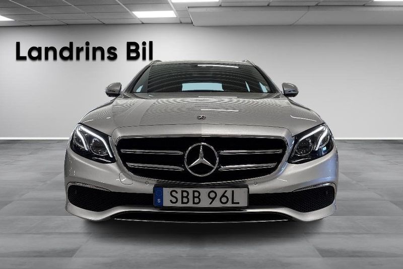 Mercedes E220 bild 2