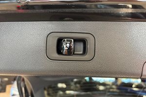 Mercedes E300 bild 16