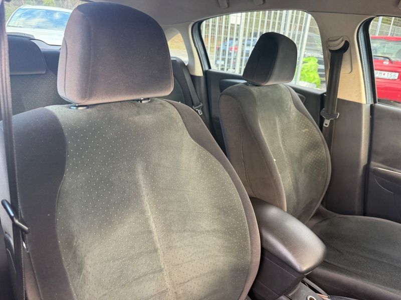 Citroen C4 bild 8
