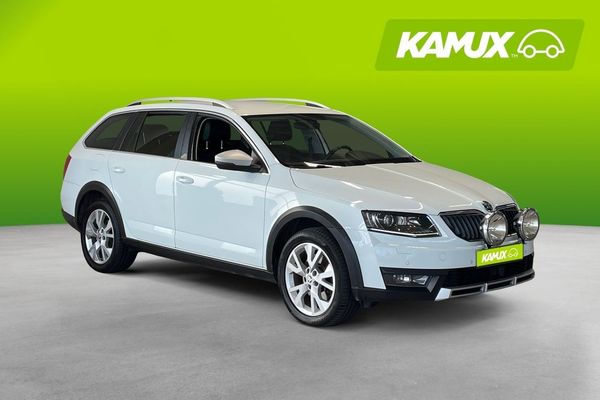Skoda Octavia Scout 2.0 TDI 4x4 DSG Sequential 184 hk Drag D-värm Can - 2017