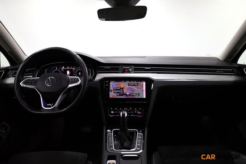 Volkswagen Passat bild 9