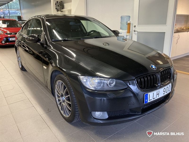 BMW 320 bild 2