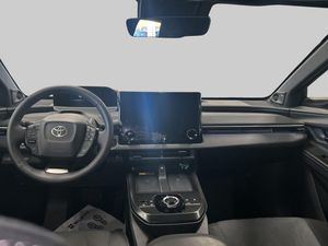 Toyota C-HR+ bild 11