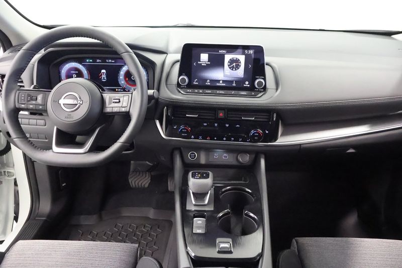 Nissan X-Trail bild 9