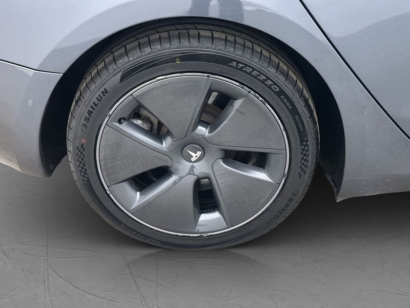 Tesla Model 3 bild 34