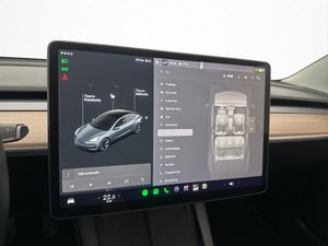 Tesla Model 3 bild 24