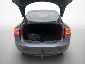 Tesla Model 3 bild 10