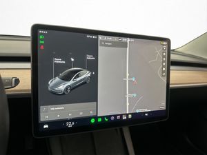 Tesla Model 3 bild 22