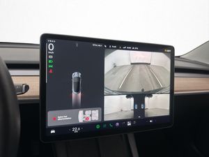 Tesla Model 3 bild 20