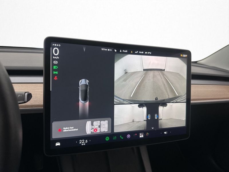 Tesla Model 3 bild 20