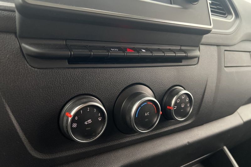 Renault Master bild 25