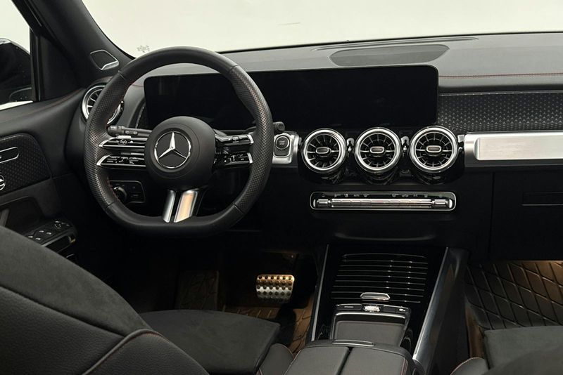Mercedes EQB300 bild 19