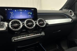 Mercedes EQB300 bild 11