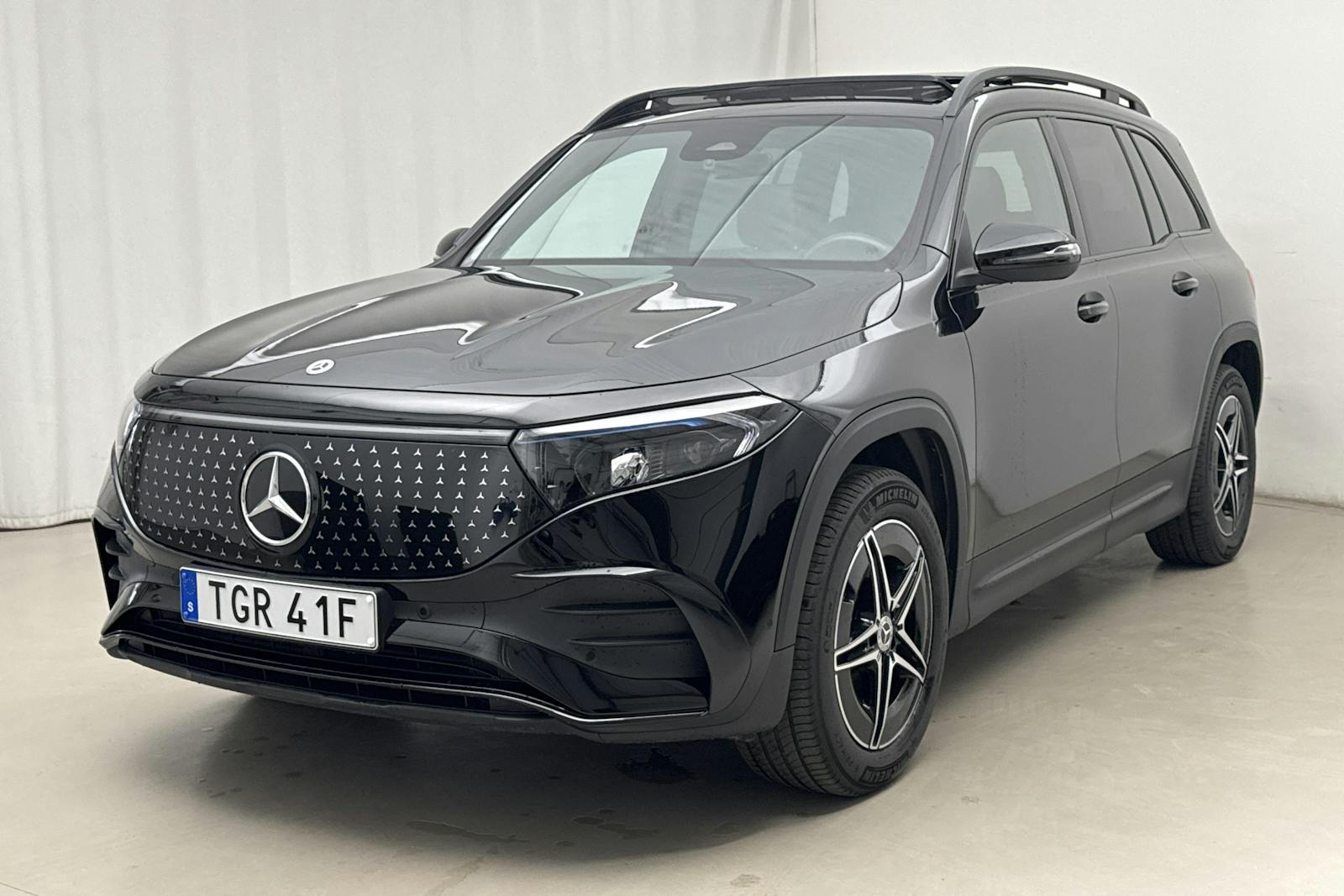 Mercedes EQB300