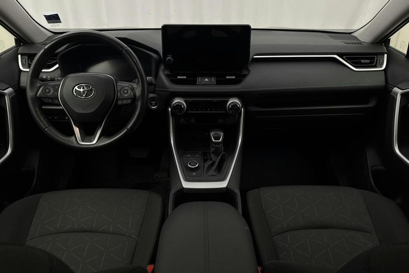 Toyota RAV4 bild 6
