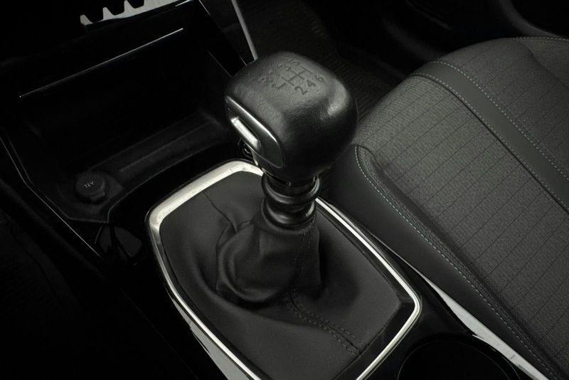 Peugeot 208 bild 14