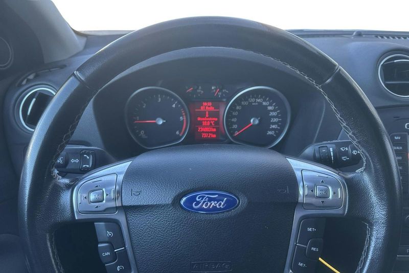 Ford Mondeo bild 10