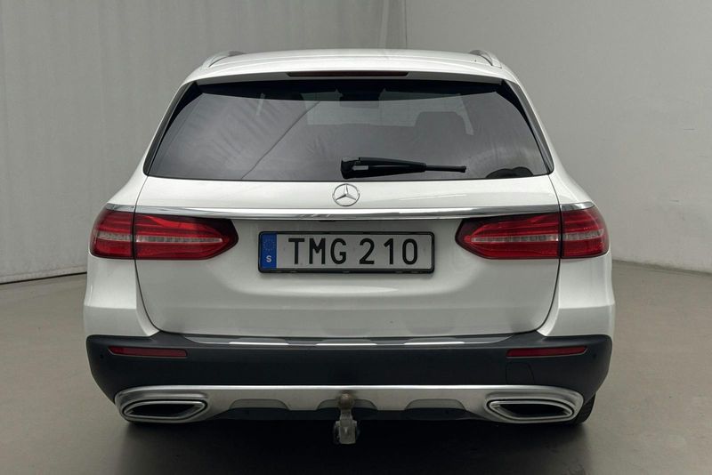 Mercedes E220 bild 5