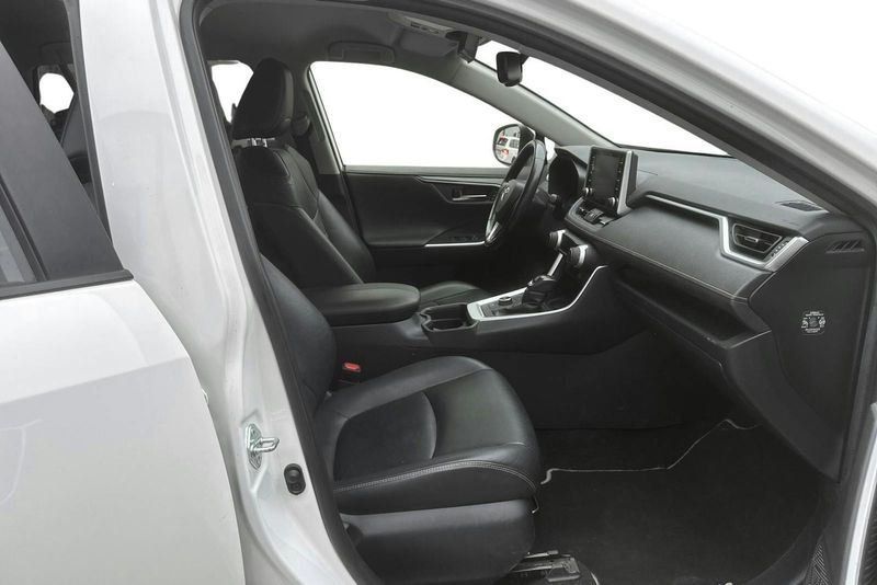 Toyota RAV4 bild 7