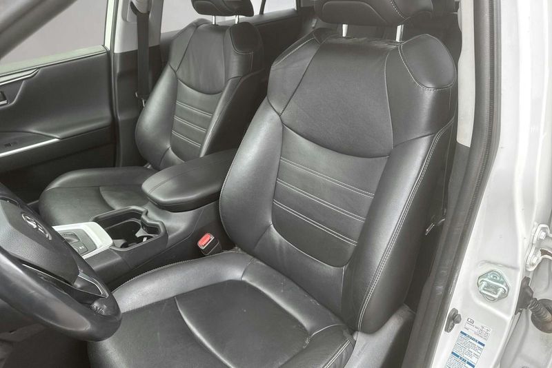 Toyota RAV4 bild 12