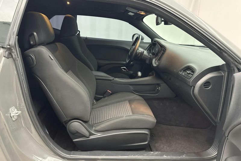 Dodge Challenger bild 7